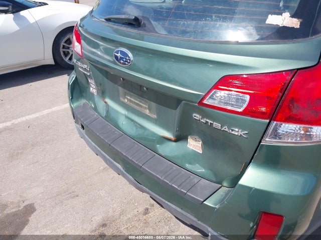 2011 Subaru Outback 2.5i მანქანა იყიდება აუქციონზე, vin: 4S4BRCAC6B1420377, აუქციონის ნომერი: 45056680