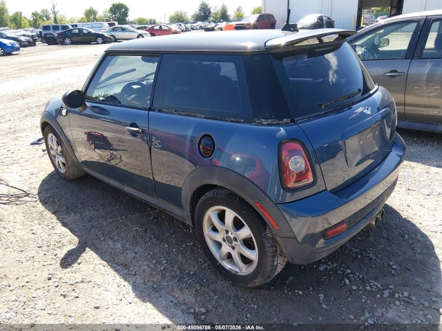 Продажа на аукционе авто 2010 Mini Cooper S, vin: WMWMF7C54ATZ73931, номер лота: 45056706