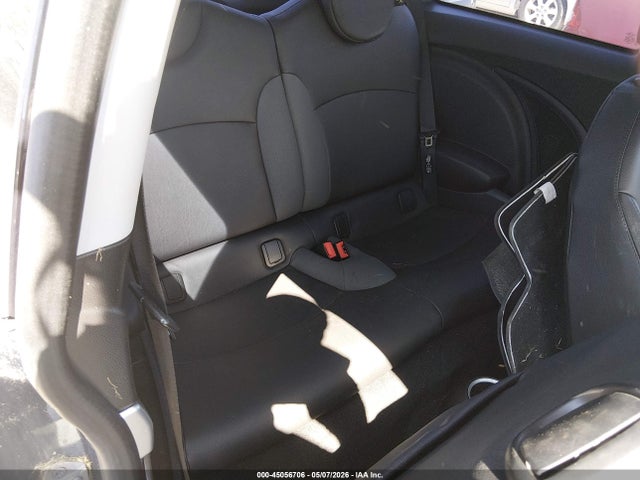Продажа на аукционе авто 2010 Mini Cooper S, vin: WMWMF7C54ATZ73931, номер лота: 45056706