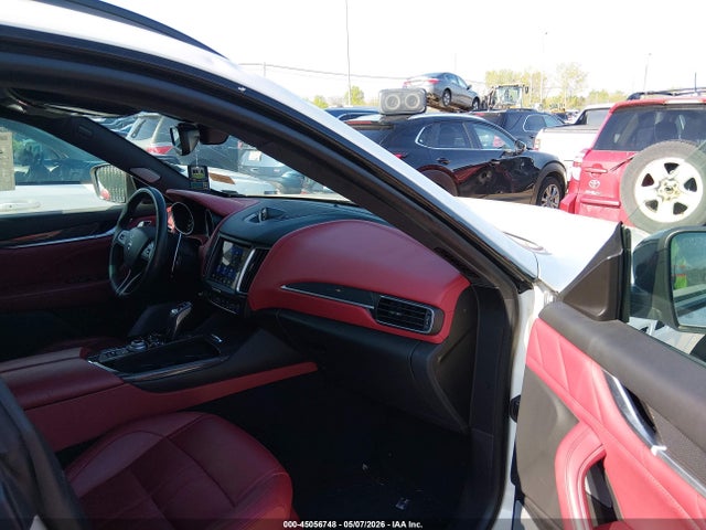 45056748 :رقم المزاد ، ZN661YUS2KX336615 vin ، 2019 Maserati Levante S Gransport مزاد بيع