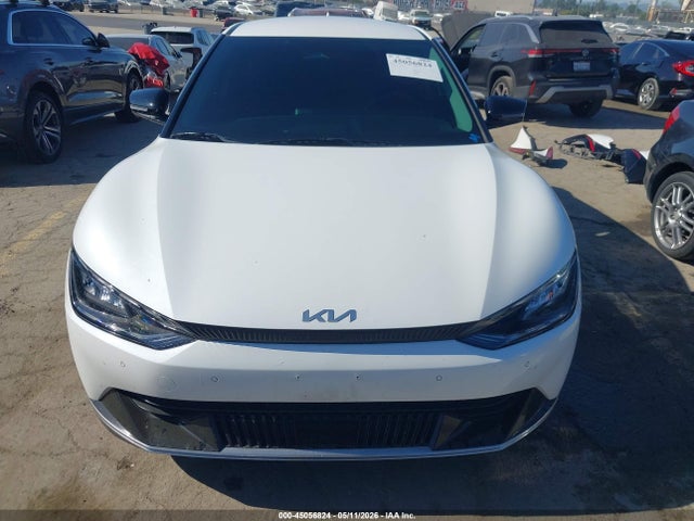 KNDC34LA7R5216623 KIA Ev6 Wind