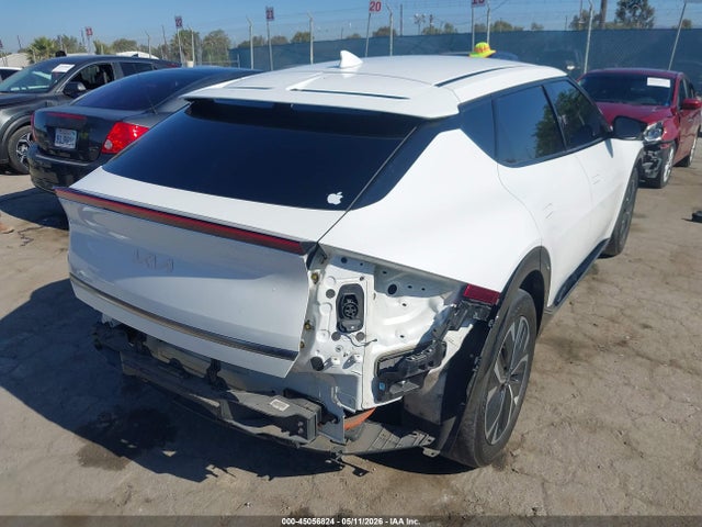 KNDC34LA7R5216623 KIA Ev6 Wind