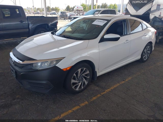 Honda CIVIC EX 2017 2HGFC2F76HH566545 Image 2