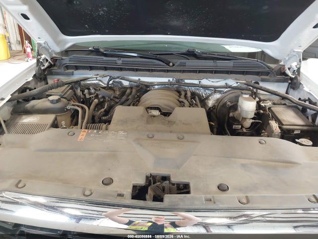 3GCUKNEH3JG226974 Chevrolet Silverado 1500 Wt