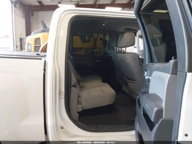 3GCUKNEH3JG226974 Chevrolet Silverado 1500 Wt