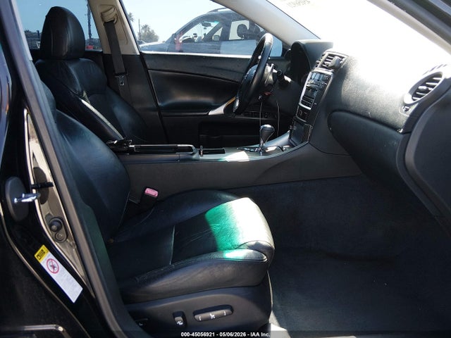 45056921 :رقم المزاد ، JTHBK262885083990 vin ، 2008 Lexus Is 250 مزاد بيع
