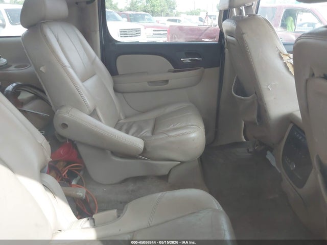 2008 Chevrolet Suburban 1500 Ltz მანქანა იყიდება აუქციონზე, vin: 1GNFC16038J205842, აუქციონის ნომერი: 45056944