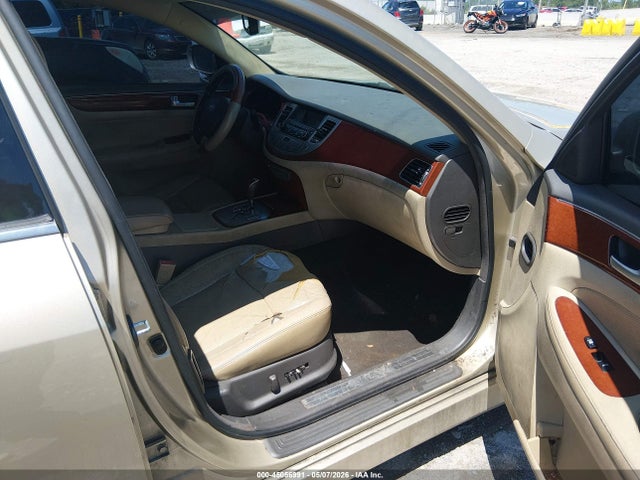 45056991 :رقم المزاد ، KMHGC4DD9CU175091 vin ، 2012 Hyundai Genesis 3.8 مزاد بيع