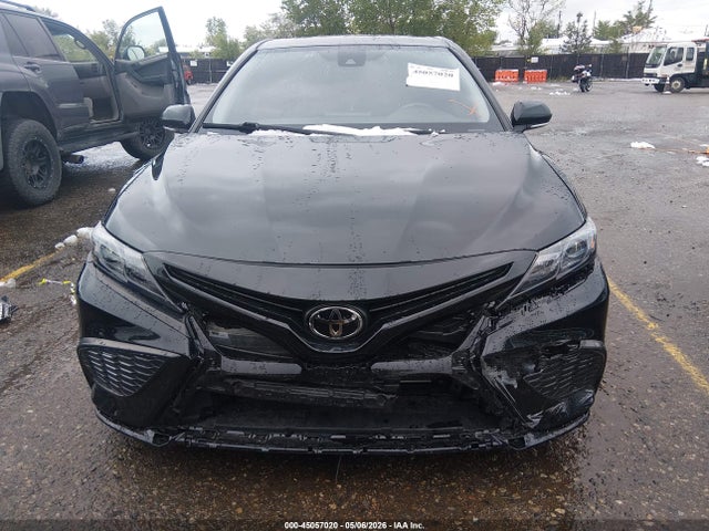 45057020 :رقم المزاد ، 4T1G11BKXPU091583 vin ، 2023 Toyota Camry Se Nightshade Edition Awd مزاد بيع