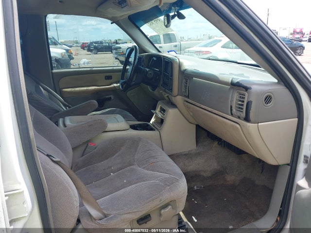 2002 Gmc Yukon Xl 1500 Sle მანქანა იყიდება აუქციონზე, vin: 3GKEC16Z72G133799, აუქციონის ნომერი: 45057032