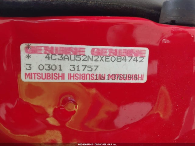 45057040 :رقم المزاد ، 4C3AU52N2XE084742 vin ، 1999 Chrysler Sebring Lxi مزاد بيع