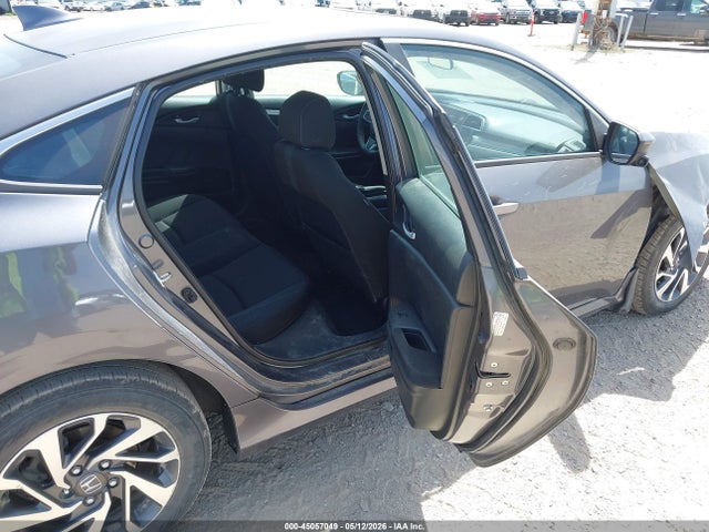 45057049 :رقم المزاد ، 2HGFC2F78JH542818 vin ، 2018 Honda Civic Ex مزاد بيع