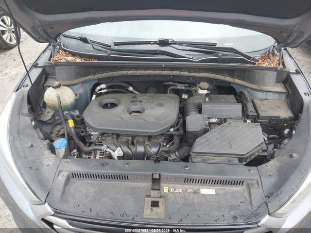 KM8J3CA49JU680095 Hyundai TUCSON SEL