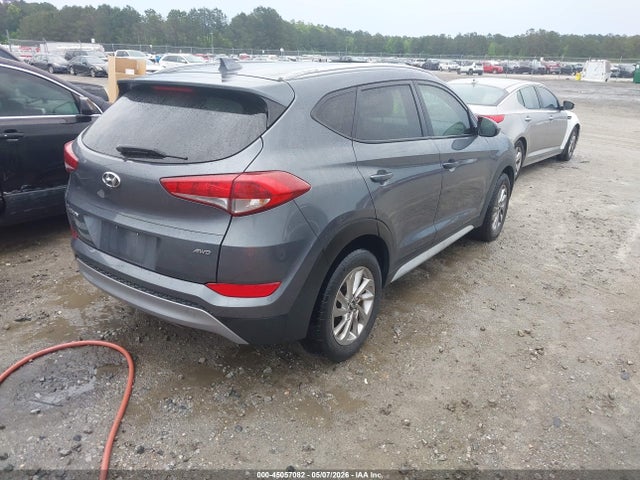 KM8J3CA49JU680095 Hyundai TUCSON SEL