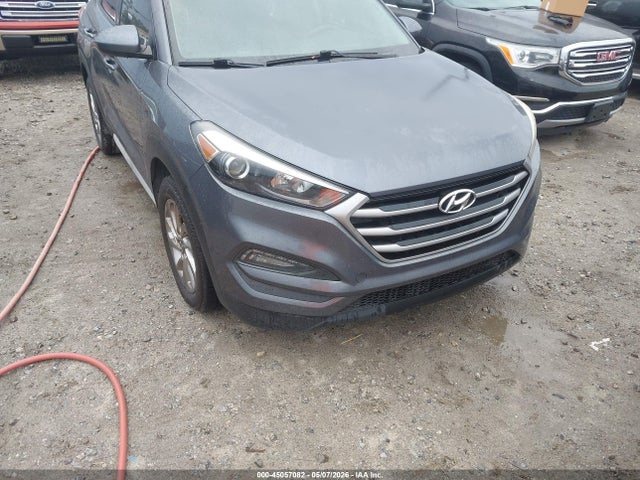 KM8J3CA49JU680095 Hyundai TUCSON SEL