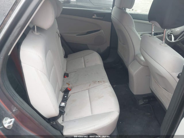 KM8J3CA49JU680095 Hyundai TUCSON SEL