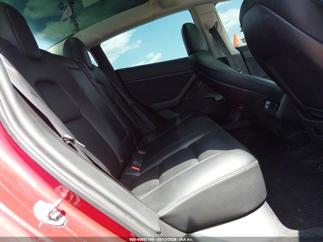 45057145 :رقم المزاد ، 5YJ3E1EB1MF990050 vin ، 2021 Tesla Model 3 Long Range مزاد بيع