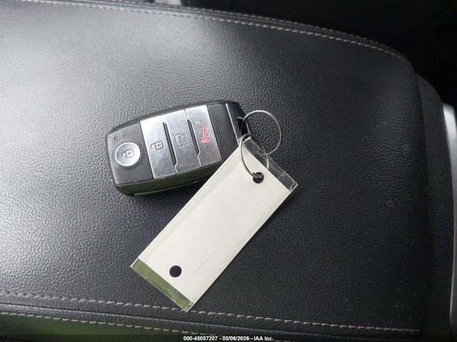 45057207 :رقم المزاد ، 5XYPH4A52KG504426 vin ، 2019 Kia Sorento 3.3l Ex مزاد بيع