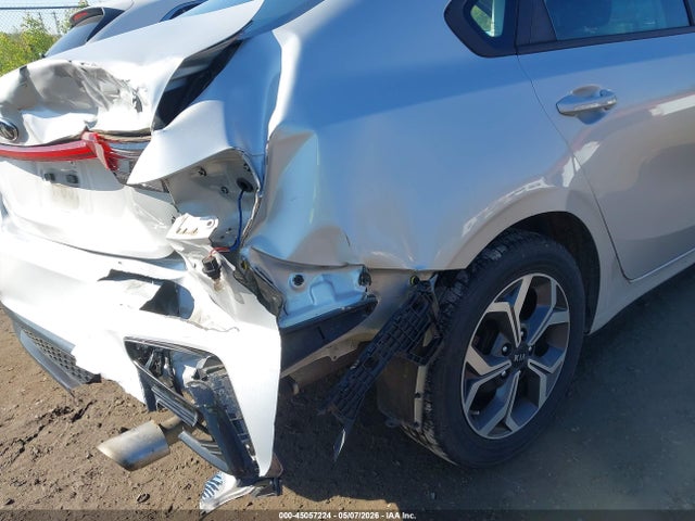2020 Kia Forte Lxs მანქანა იყიდება აუქციონზე, vin: 3KPF24AD9LE245663, აუქციონის ნომერი: 45057224