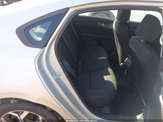 2020 Kia Forte Lxs მანქანა იყიდება აუქციონზე, vin: 3KPF24AD9LE245663, აუქციონის ნომერი: 45057224
