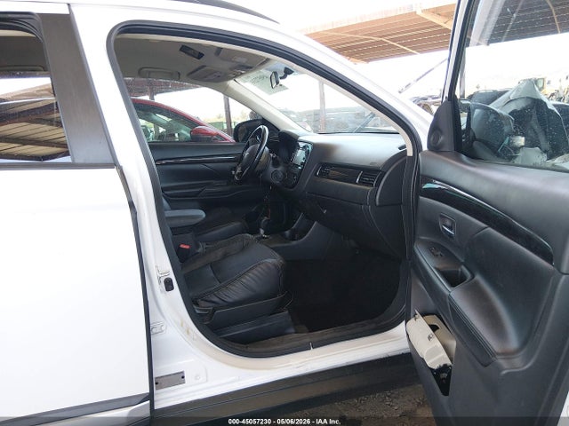 45057230 :رقم المزاد ، JA4AD3A39GZ038894 vin ، 2016 Mitsubishi Outlander Sel مزاد بيع