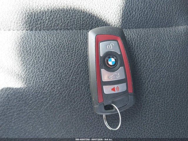 WBA8K3C52JA369487 BMW 330i Xdrive