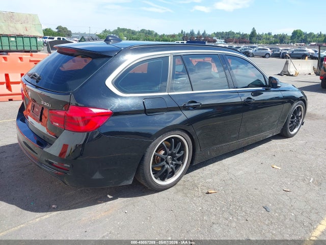 WBA8K3C52JA369487 BMW 330i Xdrive