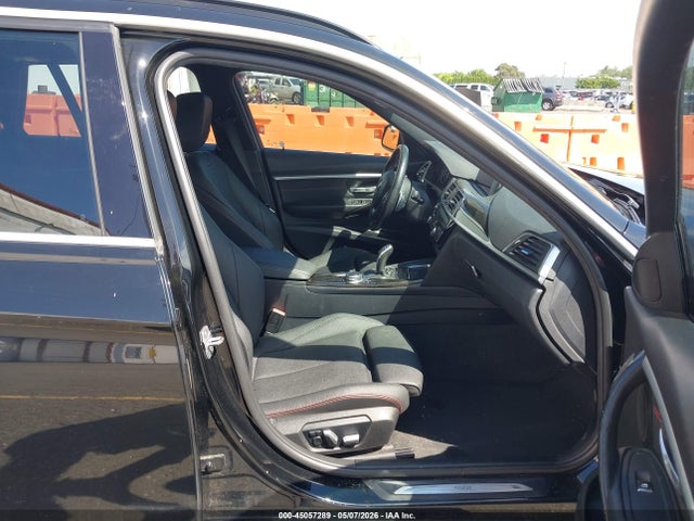 WBA8K3C52JA369487 BMW 330i Xdrive