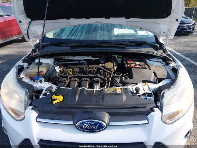 45057298 :رقم المزاد ، 1FADP3F22EL151554 vin ، 2014 Ford Focus Se مزاد بيع