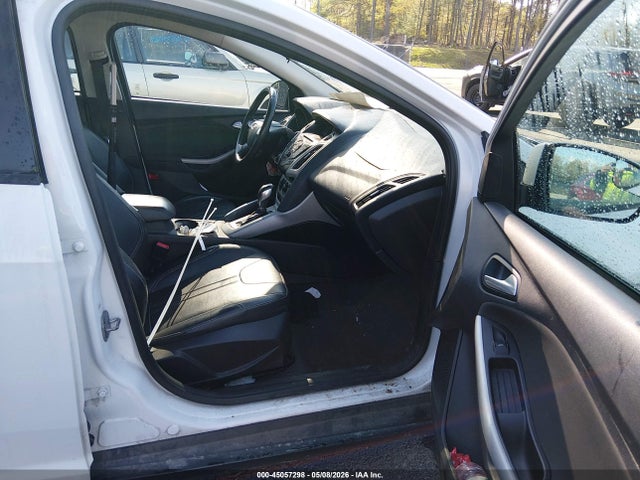 45057298 :رقم المزاد ، 1FADP3F22EL151554 vin ، 2014 Ford Focus Se مزاد بيع