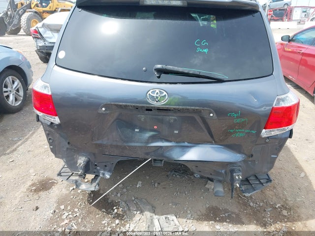 Продаж на аукціоні авто 2013 Toyota Highlander Se V6, vin: 5TDZK3EH7DS131446, номер лоту: 45057303