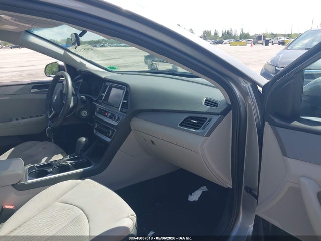 Продаж на аукціоні авто 2019 Hyundai Sonata Se, vin: 5NPE24AF9KH781696, номер лоту: 45057319