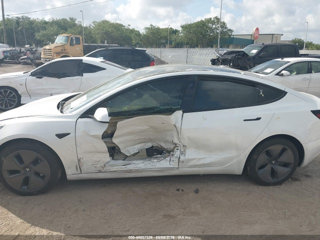Tesla Model 3 Rear-wheel Drive 2022 5YJ3E1EA6NF101431 Image 6