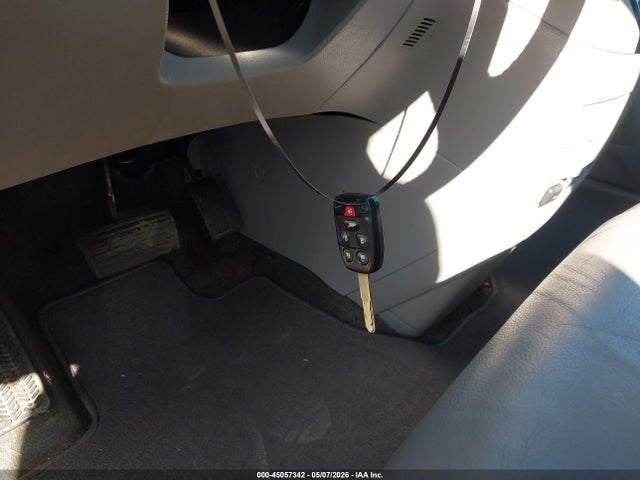 Продажа на аукционе авто 2013 Honda Odyssey Ex-l, vin: 5FNRL5H68DB029550, номер лота: 45057342