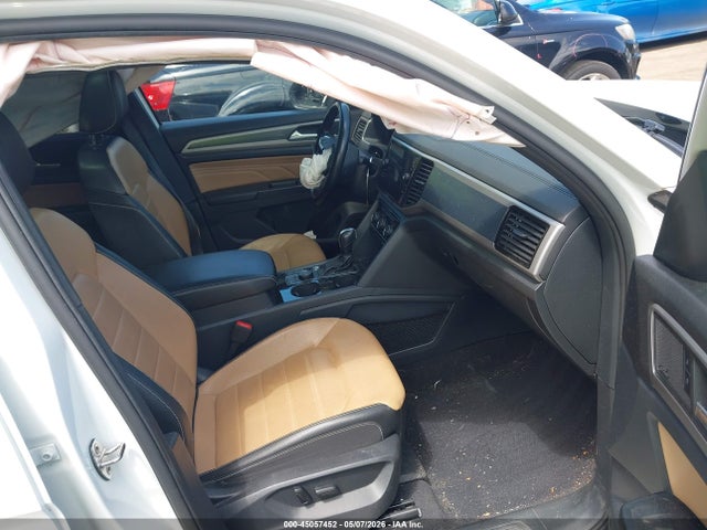 2020 Volkswagen Atlas Cross Sport 3.6l V6 Sel Premium მანქანა იყიდება აუქციონზე, vin: 1V2NE2CA6LC217495, აუქციონის ნომერი: 45057452