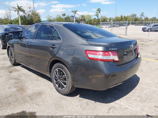 2010 Toyota Camry Le მანქანა იყიდება აუქციონზე, vin: 4T1BF3EK9AU012933, აუქციონის ნომერი: 45057484