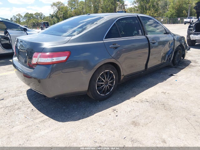 2010 Toyota Camry Le მანქანა იყიდება აუქციონზე, vin: 4T1BF3EK9AU012933, აუქციონის ნომერი: 45057484