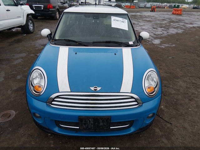 Продажа на аукционе авто 2013 Mini Hardtop Cooper, vin: WMWSU3C52DT686808, номер лота: 45057487