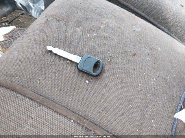 45057488 :رقم المزاد ، 4F4CR16UXTTM08163 vin ، 1996 Mazda B3000 Cab Plus مزاد بيع