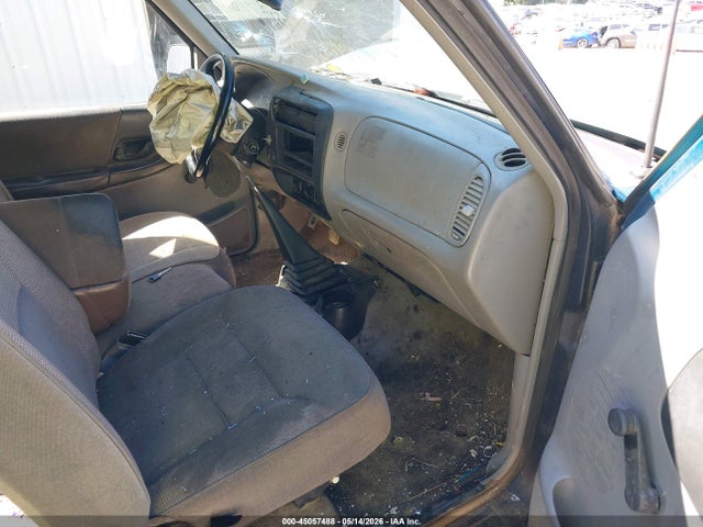 45057488 :رقم المزاد ، 4F4CR16UXTTM08163 vin ، 1996 Mazda B3000 Cab Plus مزاد بيع