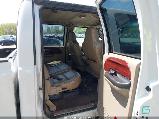 2005 Ford F-350 Lariat/xl/xlt მანქანა იყიდება აუქციონზე, vin: 1FTWW33P45EB90916, აუქციონის ნომერი: 45057503