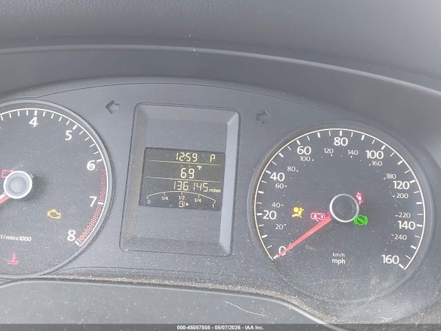 2011 Volkswagen Jetta 2.5l Se მანქანა იყიდება აუქციონზე, vin: 3VWDZ7AJ5BM371515, აუქციონის ნომერი: 45057508