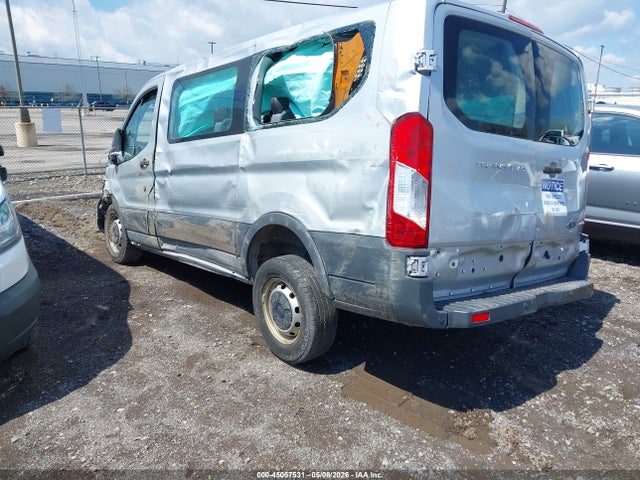 45057531 :رقم المزاد ، 1FMZK1YM6HKA75604 vin ، 2017 Ford Transit-150 Xl مزاد بيع