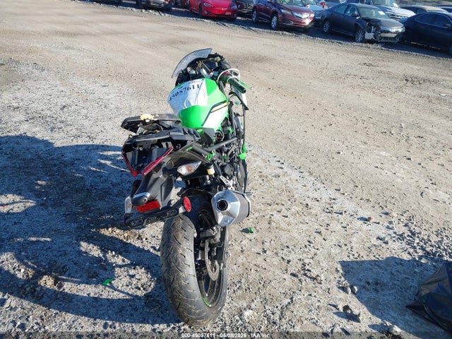 45057611 :رقم المزاد ، ML5EXGH10SDA37226 vin ، 2025 Kawasaki Ex500 H مزاد بيع