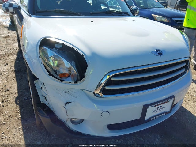 45057628 :رقم المزاد ، WMWSS1C5XDWN94015 vin ، 2013 Mini Paceman Cooper مزاد بيع