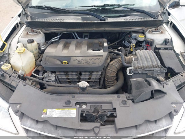 2010 Chrysler Sebring Limited მანქანა იყიდება აუქციონზე, vin: 1C3CC5FB0AN110758, აუქციონის ნომერი: 45057640