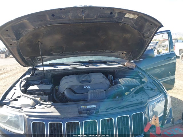45057642 :رقم المزاد ، 1C4RJFAG4FC830653 vin ، 2015 Jeep Grand Cherokee Laredo مزاد بيع