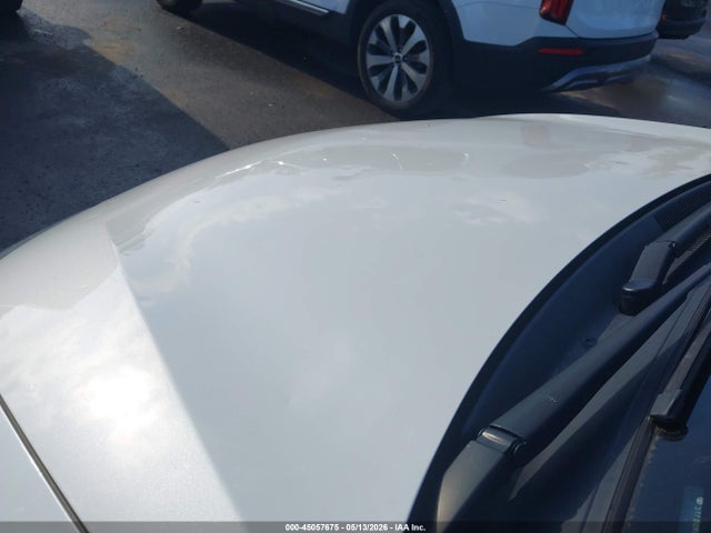45057675 :رقم المزاد ، 5YFBURHE2KP925437 vin ، 2019 Toyota Corolla Xle مزاد بيع