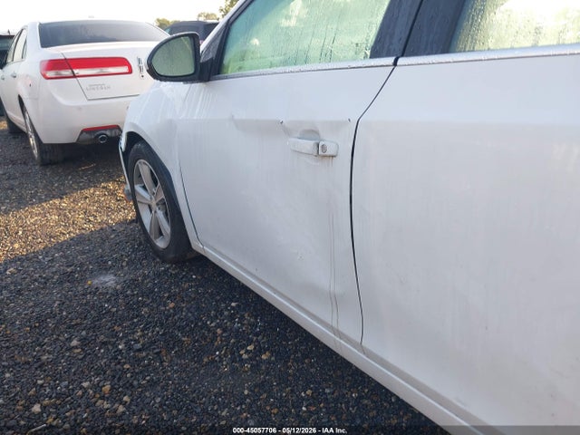 45057706 :رقم المزاد ، 1G1PF5SB9G7103937 vin ، 2016 Chevrolet Cruze Limited 2lt Auto مزاد بيع