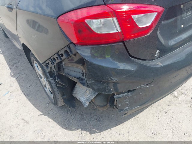 45057738 :رقم المزاد ، 1G1BC5SM0G7324833 vin ، 2016 Chevrolet Cruze Ls Auto مزاد بيع